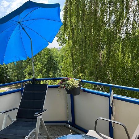 Aquamarin - Charmantes Appartement Mit Balkon 罗斯托克 外观 照片