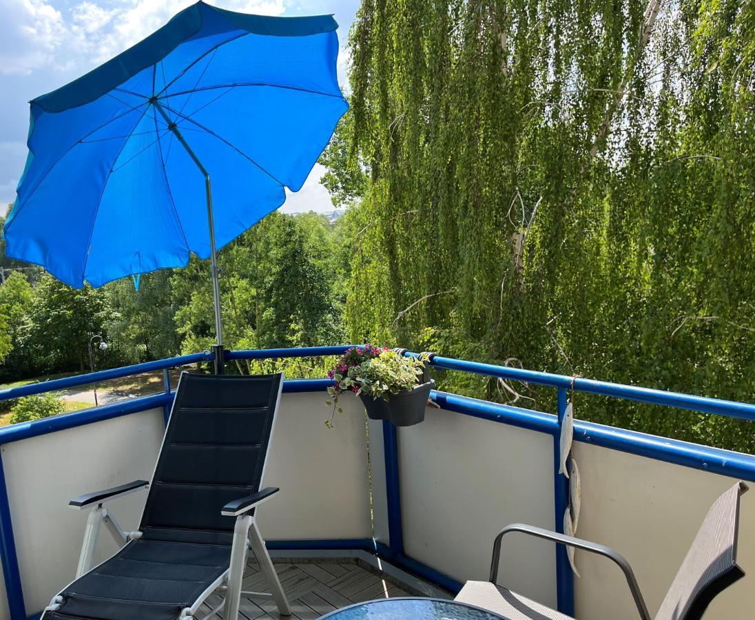 Aquamarin - Charmantes Appartement Mit Balkon 罗斯托克 外观 照片