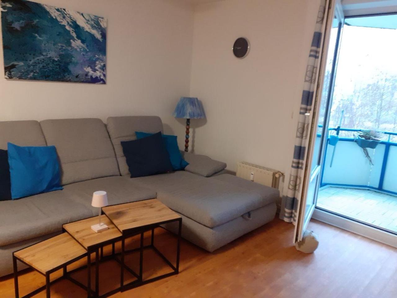 Aquamarin - Charmantes Appartement Mit Balkon 罗斯托克 外观 照片